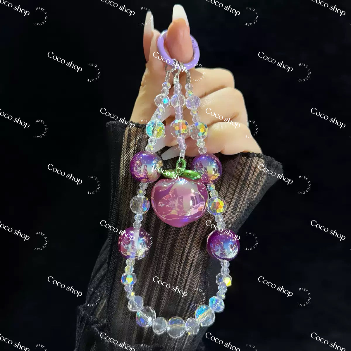 キーホルダー福袋 -- ライブ配信で開封 -- スマホストラップ付き