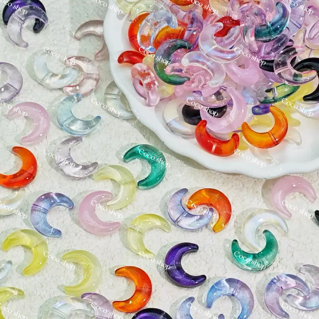 形が可愛いガラスビーズの福袋 -- ライブ配信で開封します